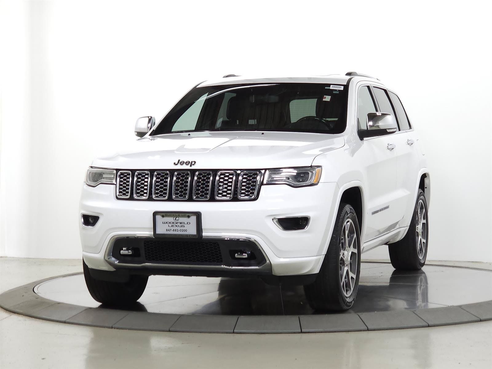 Used 2019 Jeep Grand Cherokee Overland AWD/4WD image 3