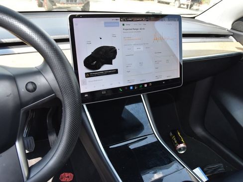 Used 2020 Tesla Model Y Long Range AWD/4WD image 7