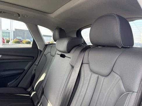 Used 2024 Audi Q5 2.0T Premium Plus image 16