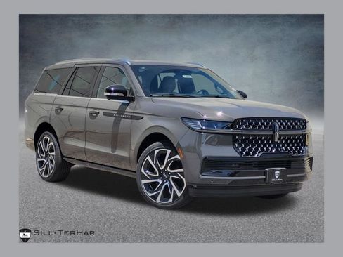 New 2026 Lincoln Navigator Black Label AWD/4WD image 1