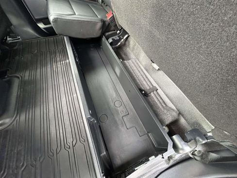 Used 2024 Ford F350 Lariat w/ Lariat Ultimate Package image 12