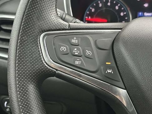 Used 2020 Chevrolet Equinox LT FWD image 26