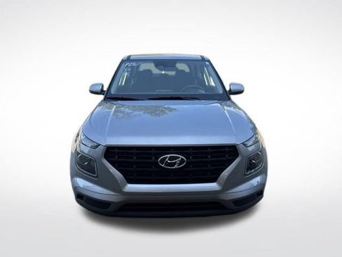 Used 2026 Hyundai Venue SE FWD image 8