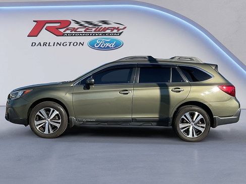 Used 2018 Subaru Outback 2.5i Limited image 2