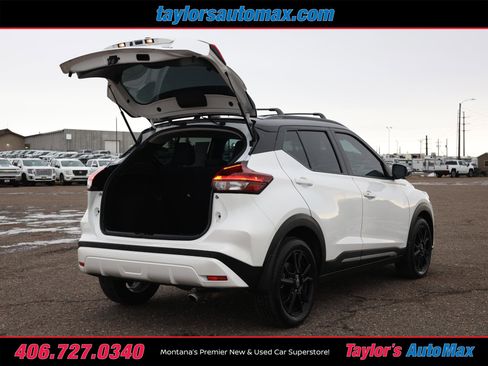 Used 2024 Nissan Kicks SR w/ Interior Electronics Package image 28