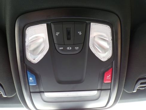 Used 2024 RAM 3500 Big Horn image 33