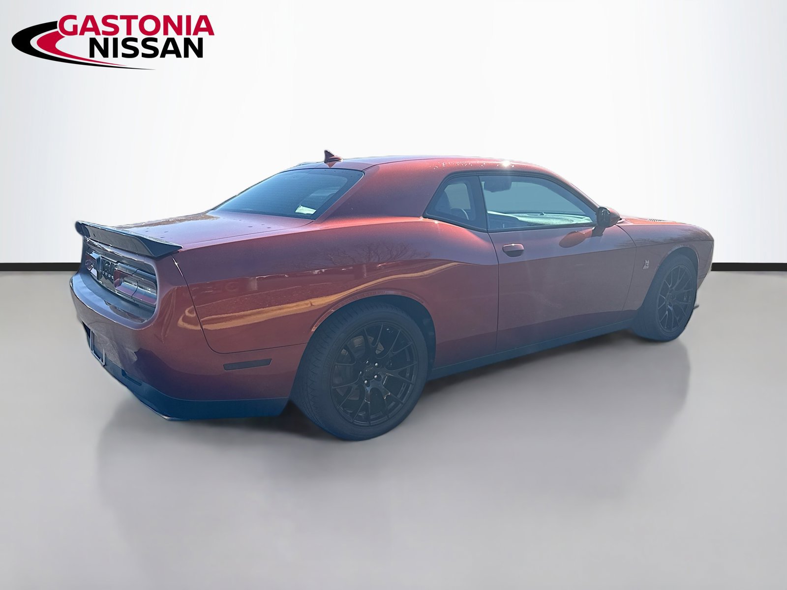 Used 2020 Dodge Challenger R/T Scat Pack RWD image 9