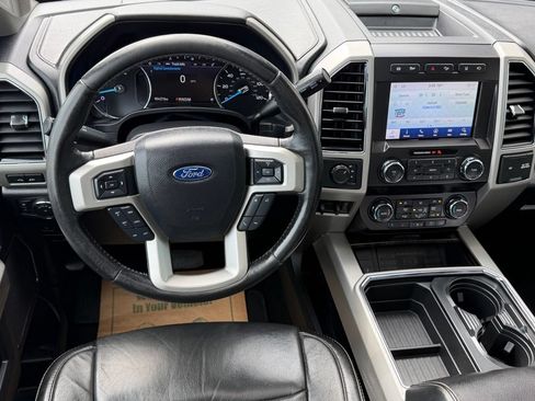 Used 2020 Ford F350 Lariat w/ Lariat Ultimate Package AWD/4WD image 16