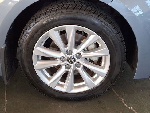 Used 2023 Toyota Corolla XLE image 11