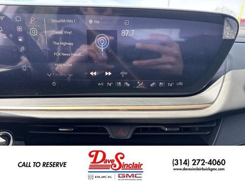 New 2026 Buick Envision Avenir AWD/4WD image 16