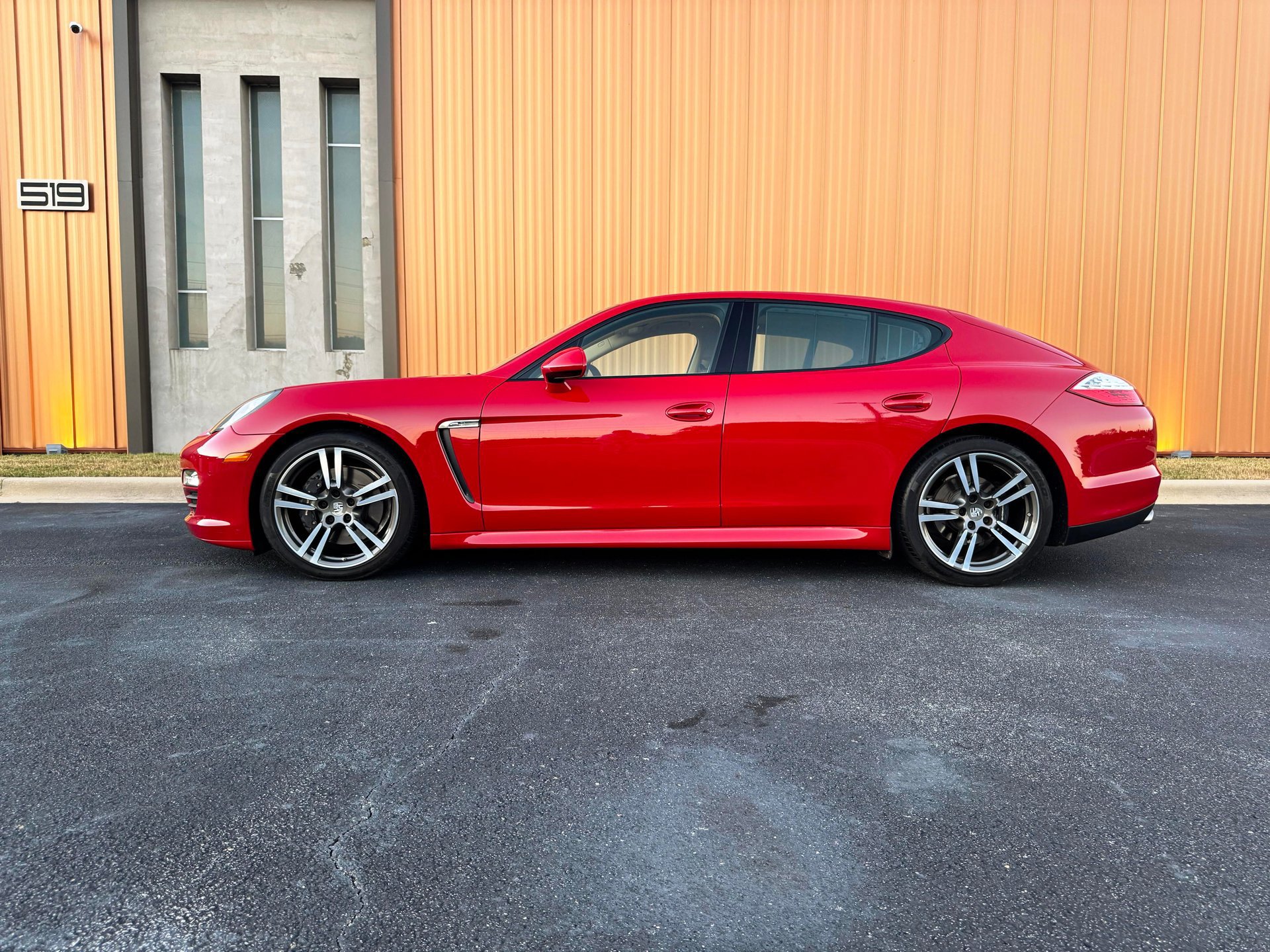 Used 2013 Porsche Panamera image 16
