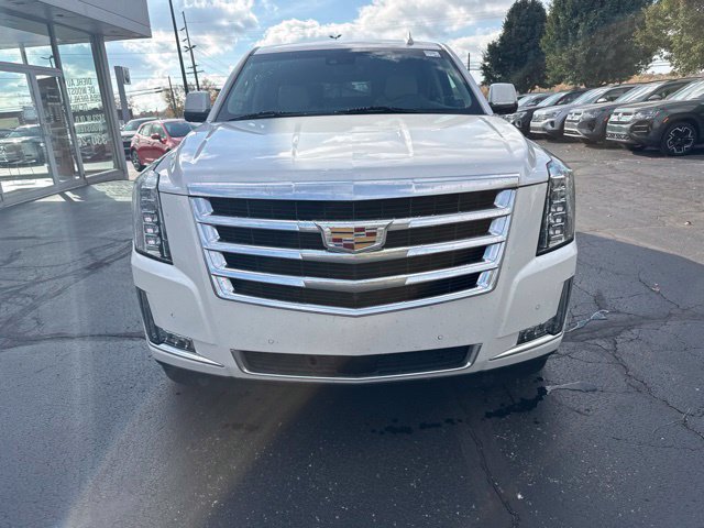 Used 2019 Cadillac Escalade ESV Premium Luxury AWD/4WD image 2