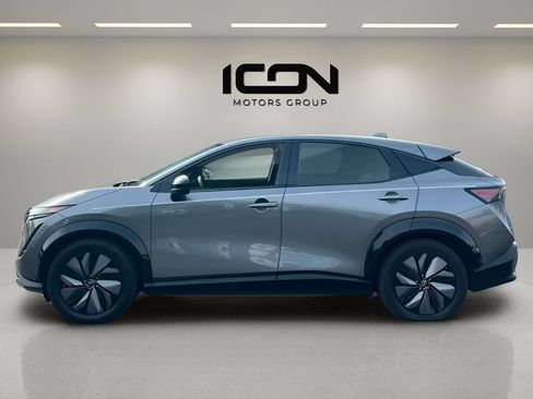 Used 2024 Nissan Ariya AWD image 2