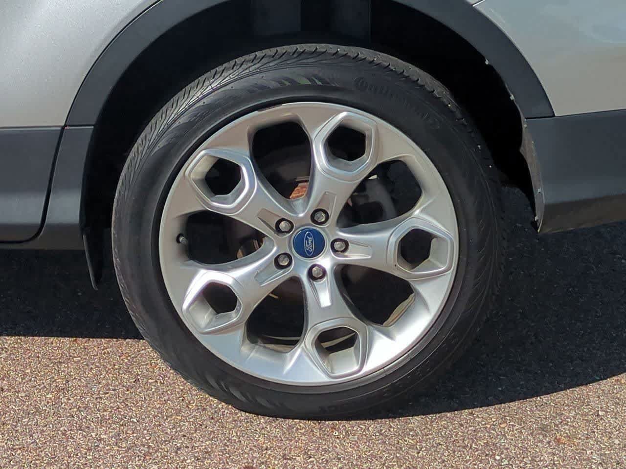 Used 2013 Ford Escape Titanium w/ Class II Trailer Tow Pkg AWD/4WD image 13