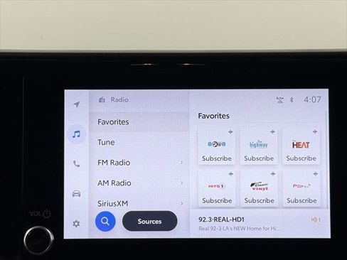 Certified 2023 Toyota Highlander L image 29