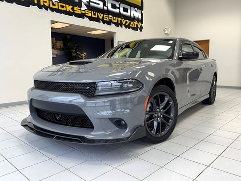 Used 2023 Dodge Charger GT w/ Plus Group image 2