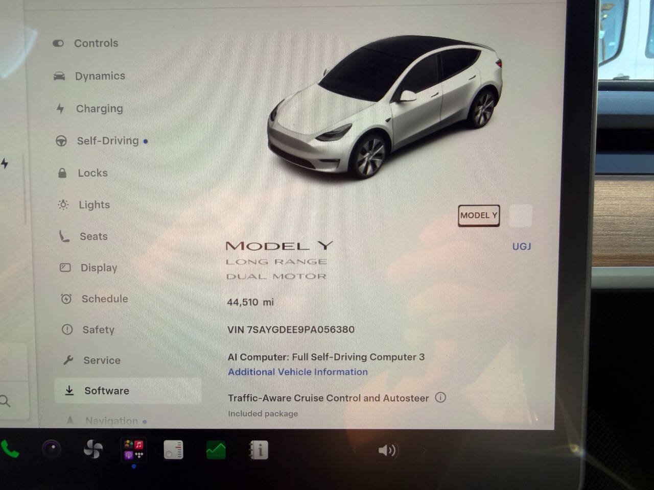 Used 2023 Tesla Model Y Long Range AWD/4WD image 29
