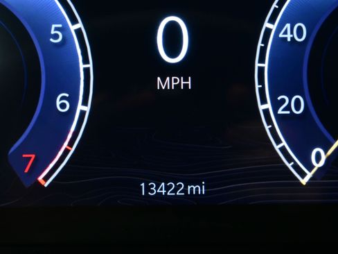 Used 2025 Jeep Grand Cherokee Altitude image 25