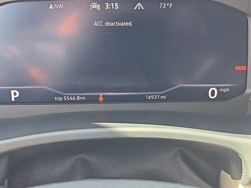 Used 2023 Volkswagen Atlas SE w/ Panoramic Sunroof Package AWD/4WD image 16