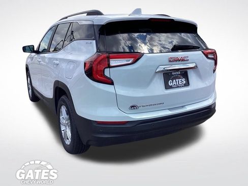 Used 2023 GMC Terrain SLE w/ Driver Convenience Package FWD image 7