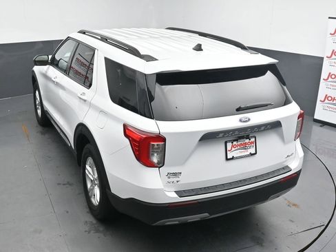 Used 2024 Ford Explorer XLT w/ Equipment Group 202A AWD/4WD image 26