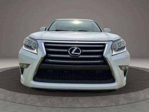 Used 2016 Lexus GX 460 w/ Premium Package AWD/4WD image 8