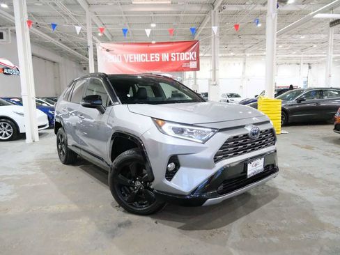 Used 2021 Toyota RAV4 XSE image 2