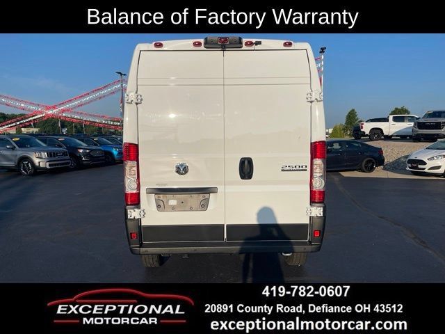 Used 2025 RAM ProMaster 2500 FWD image 4