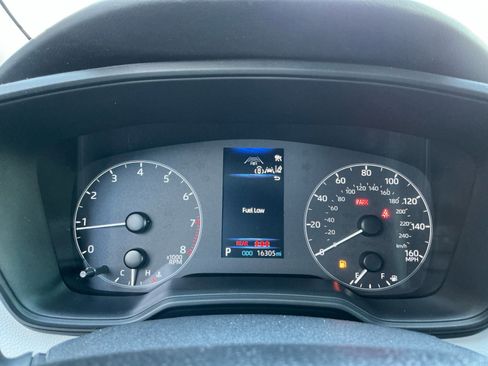 Certified 2024 Toyota Corolla SE FWD image 10