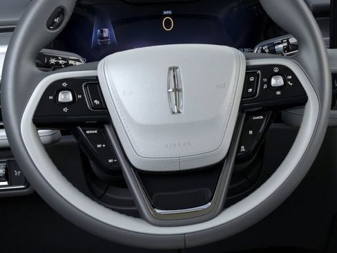 New 2026 Lincoln Aviator AWD image 12