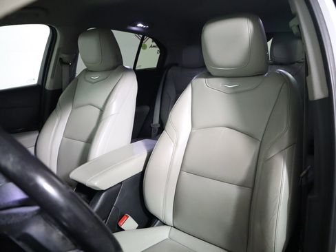 Used 2020 Cadillac XT4 Premium Luxury FWD image 30
