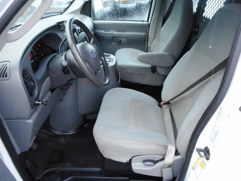 Used 2008 Ford E-150 and Econoline 150 image 15