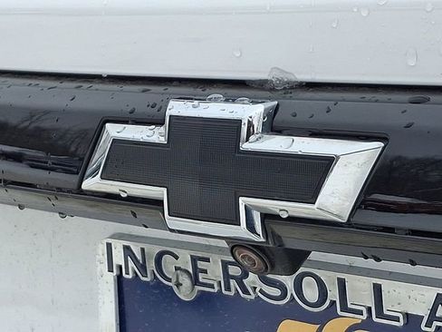 Used 2022 Chevrolet Traverse LT w/ Midnight/Sport Edition image 33