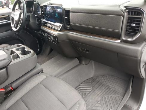 Used 2023 Chevrolet Silverado 1500 RST AWD/4WD image 21