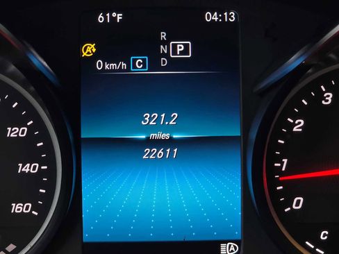 Used 2022 Mercedes-Benz GLC 300 4MATIC image 26