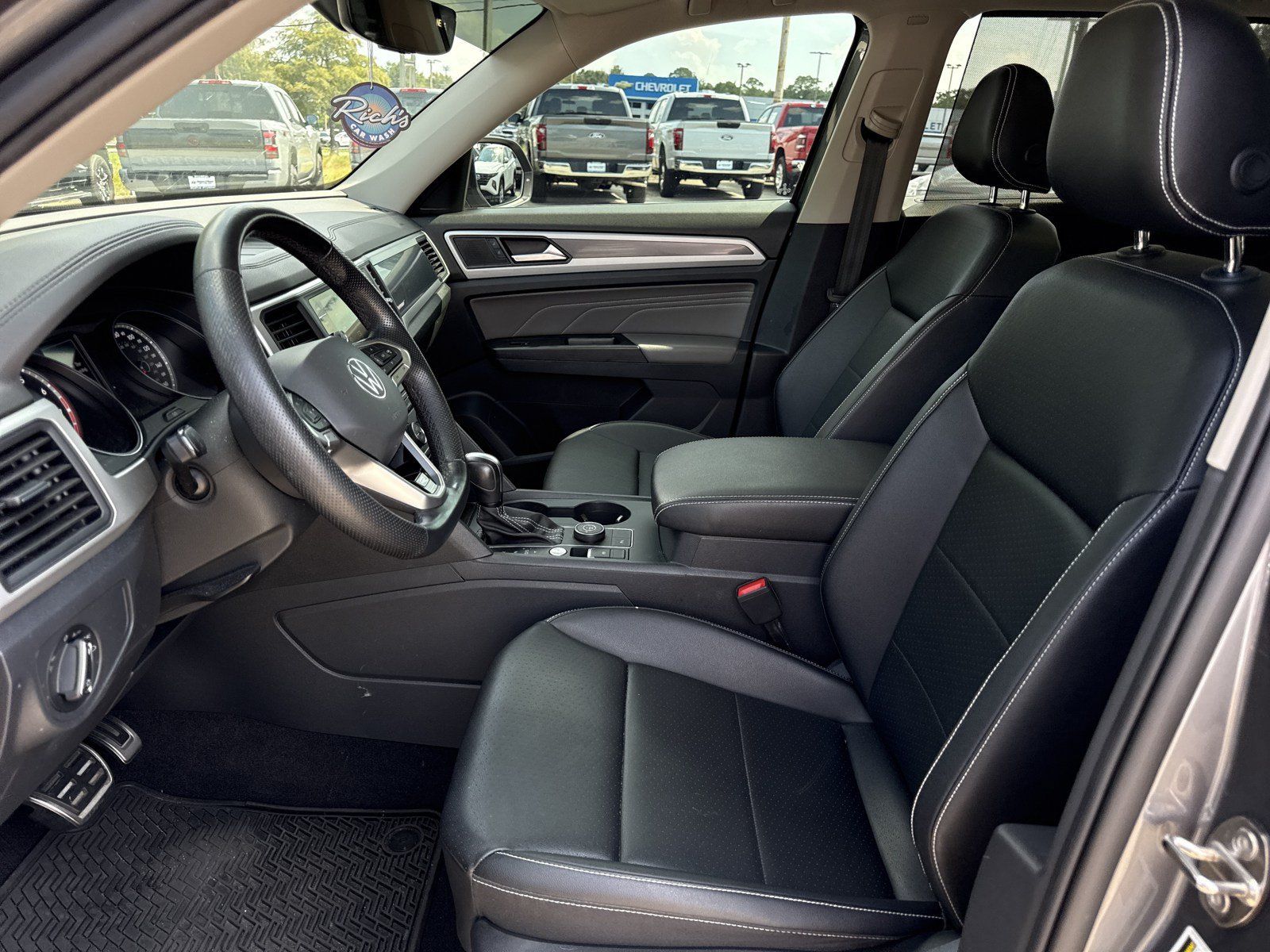 Used 2021 Volkswagen Atlas SE w/ Panoramic Sunroof Package AWD/4WD image 11