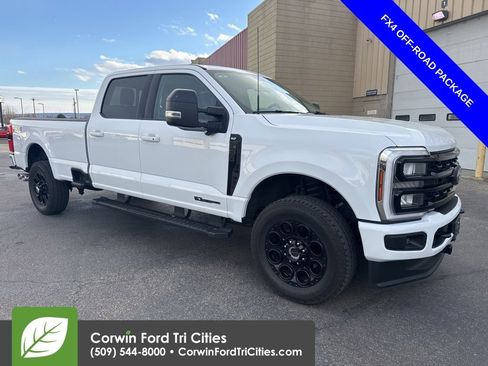 Used 2024 Ford F350 XLT w/ Black Appearance Package image 1