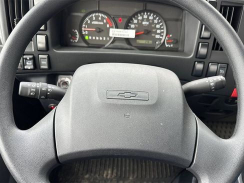 New 2024 Chevrolet Low Cab Forward image 20
