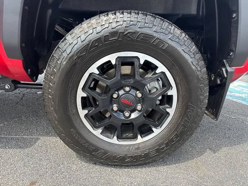 Used 2024 Toyota Tacoma TRD Off-Road w/ TRD Off Road Upgrade Package AWD/4WD image 49