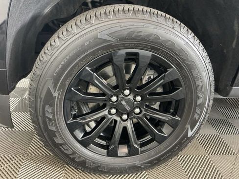 Used 2022 GMC Canyon Elevation image 27