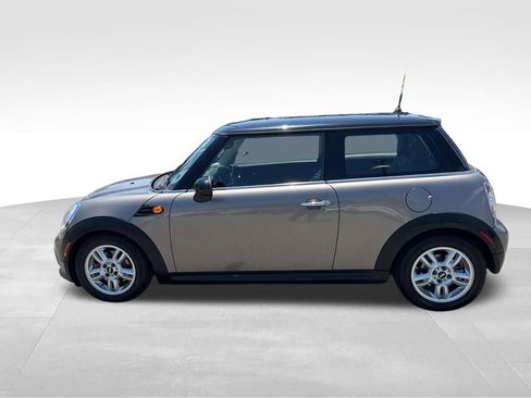 Used 2013 MINI Cooper Hardtop FWD image 2