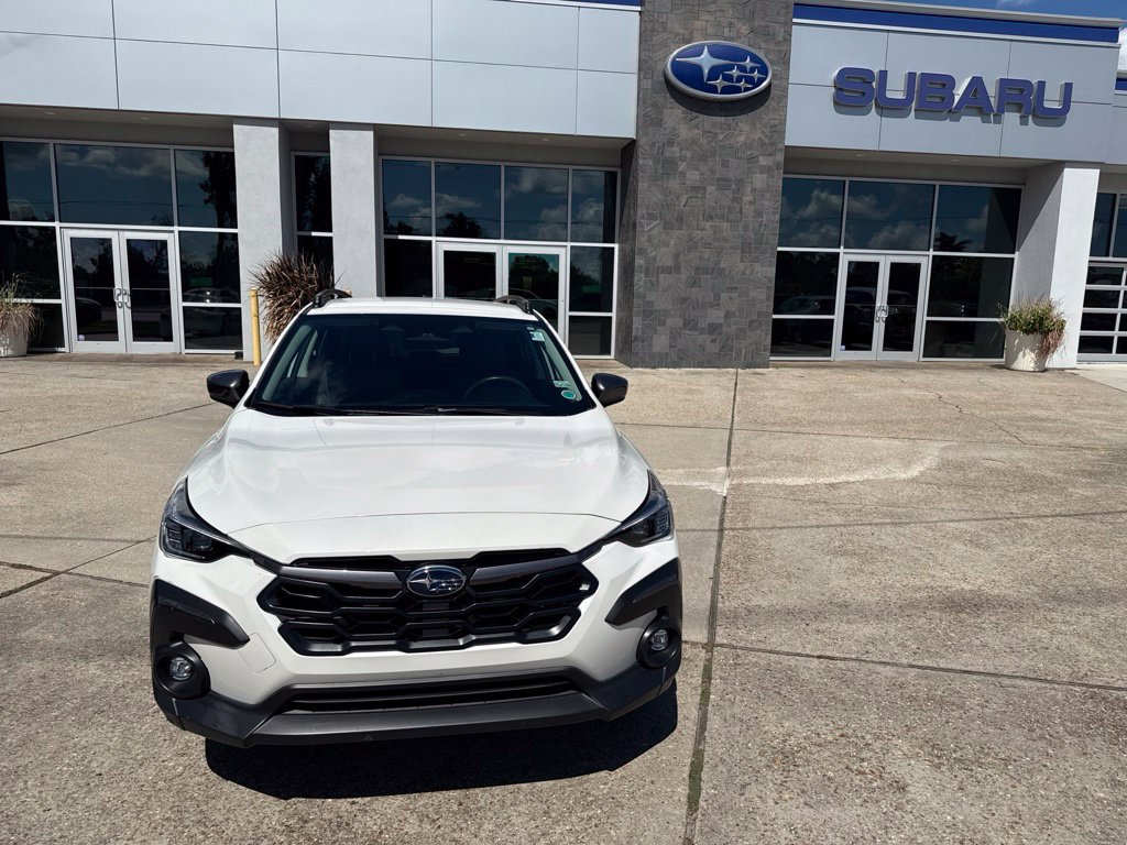 Used 2024 Subaru Crosstrek 2.5i Limited w/ Crosstrek Mirror Package AWD/4WD image 2