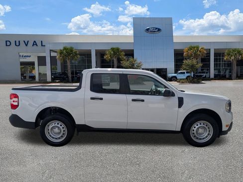 Used 2022 Ford Maverick XL image 3