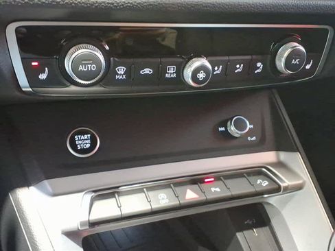 Certified 2025 Audi Q3 2.0T Premium w/ Convenience Package image 12