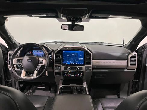 Used 2022 Ford F250 Lariat w/ Lariat Value Package image 17