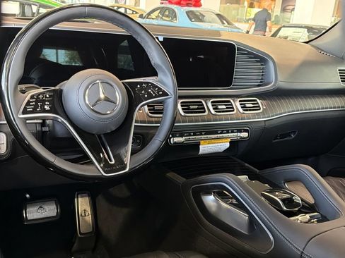 New 2026 Mercedes-Benz Maybach GLS 600 4MATIC image 13