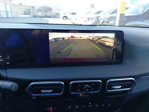 New 2026 Nissan Sentra SV w/ SV Convenience Package image 17