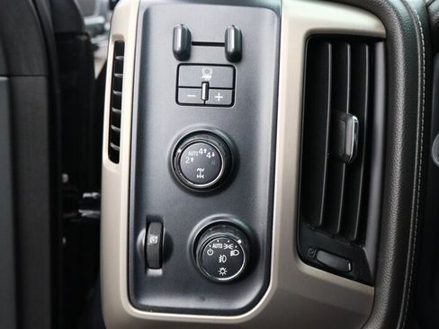 Used 2017 GMC Sierra 1500 Denali w/ Denali Ultimate Package AWD/4WD image 19