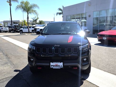 Certified 2024 Jeep Compass Trailhawk image 7