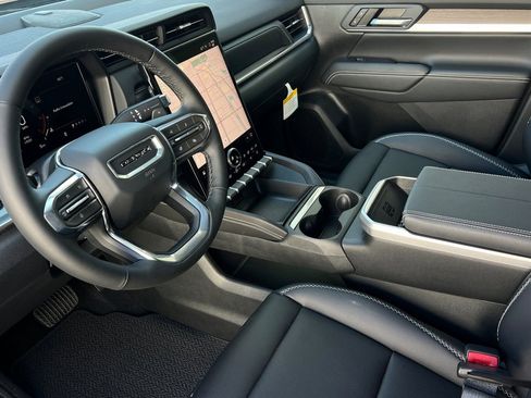 New 2026 GMC Terrain Denali AWD/4WD image 8